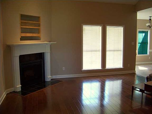 3rd image of 12805 Chelsea Woods Dr