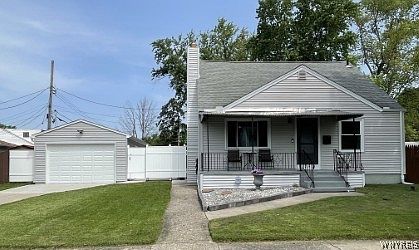 1st image of 130 Aurora Dr