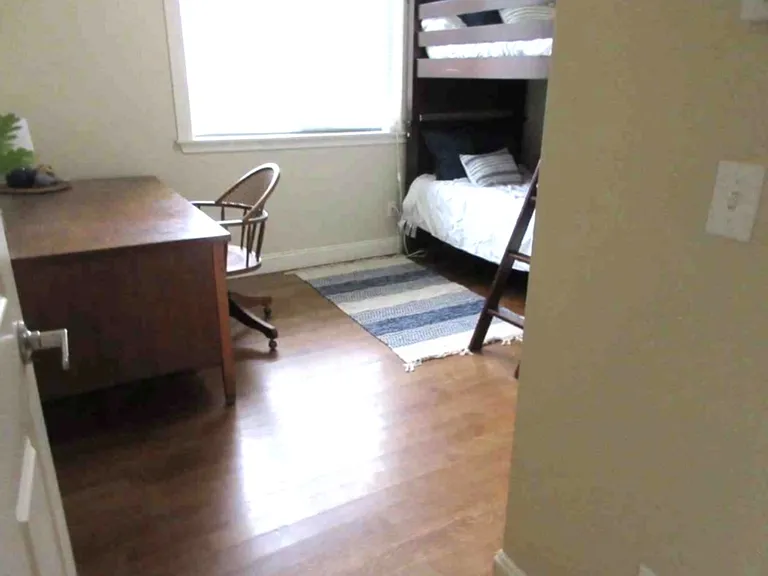 19225 NE 136th St — Photo 7