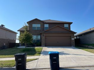 10105 Clemmons Rd, Fort Worth, TX 76108