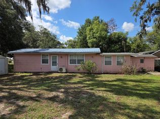 4534 Seaberg Rd, Zephyrhills, FL 33541