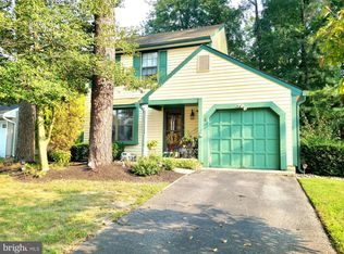 4 Fawn Ln, Sicklerville, NJ 08081