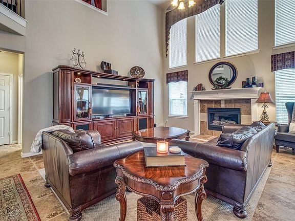 5th image of 8724 Calistoga Springs Way