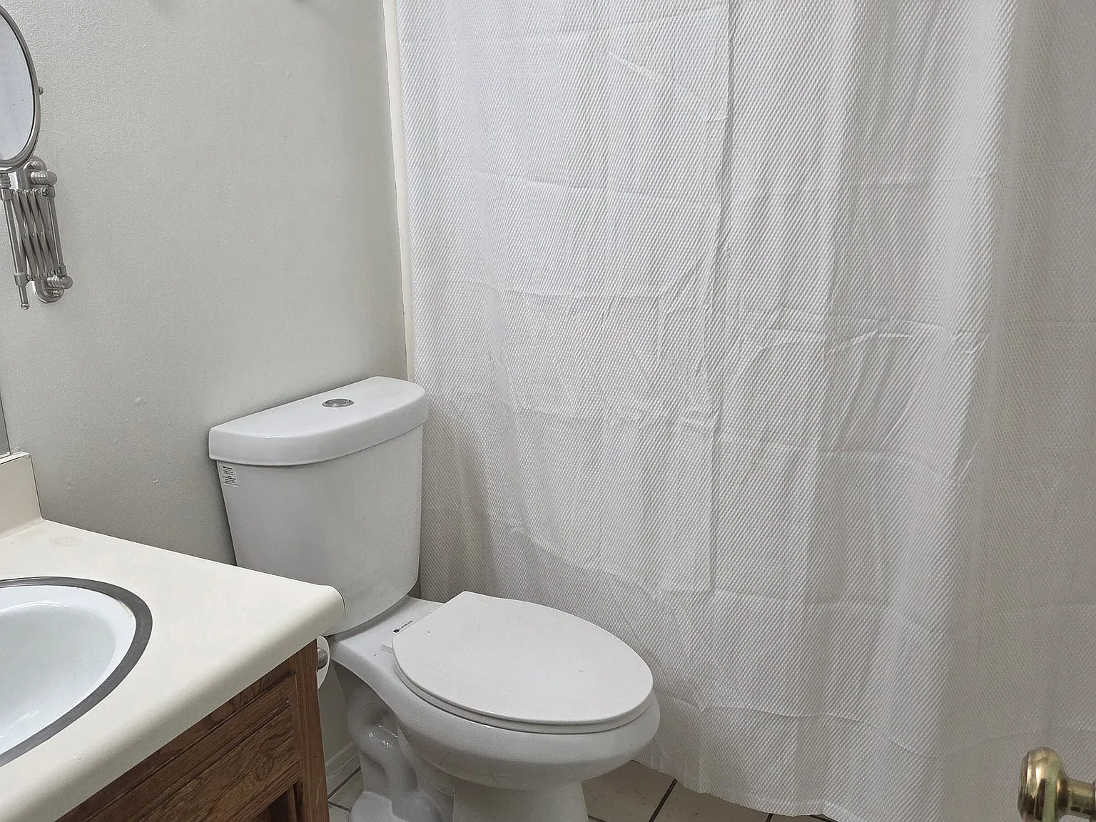 2 bed, 800 sqft, $1,200 — Photo 3