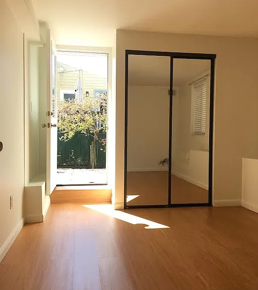 Cecilia Ave — Photo 1