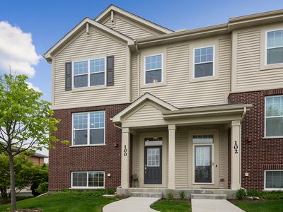 100 Lexington Ln, Rolling Meadows, IL, 60008