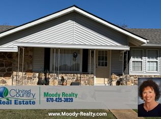 1495 Pickren Hall Rd, Viola, AR 72583