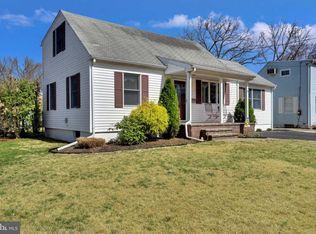 44 Fogarty Dr, Hamilton, NJ 08619