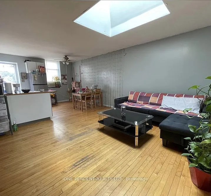 2 bed, $2,000 — Photo 3