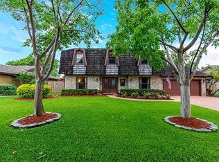 122 NW 104th Ter, Coral Springs, FL 33071