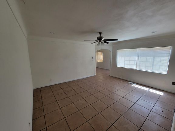 3rd image of 3803 E Hamilton Ave
