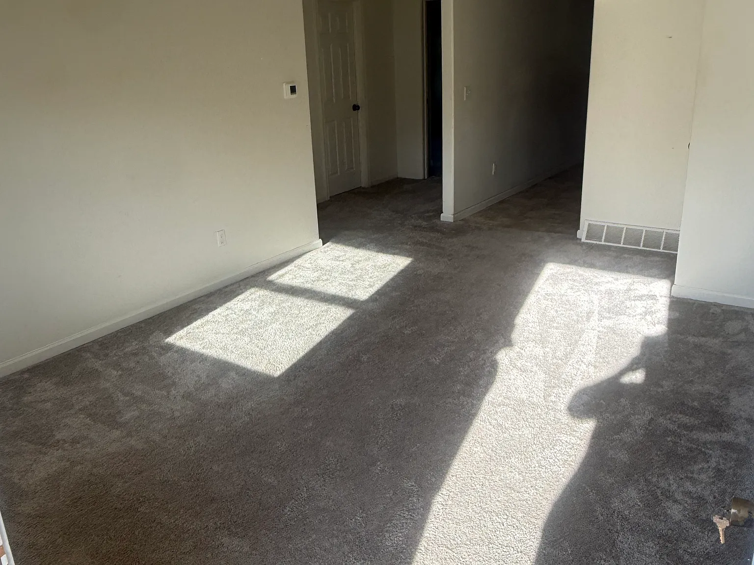 2 bed, $1,300 — Photo 2