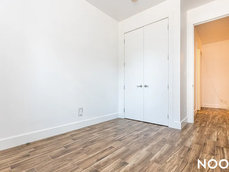 137 Hart St #1 — Photo 14