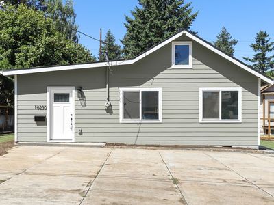 10240 NE Beech St, Portland, OR, 97220