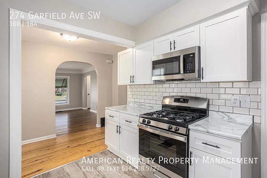 3 bed, 1395 sqft, $1,950 — Photo 3