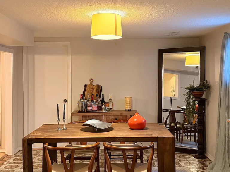 7673 Darcel Ave #BASEMENT — Photo 2
