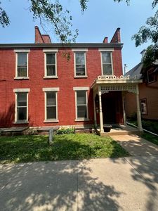 1222 Locust St, Dubuque, IA, 52001