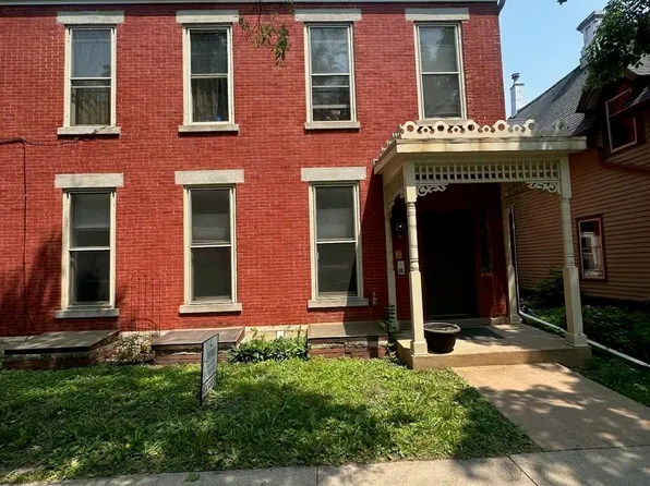 1222 Locust St, Dubuque, IA 52001