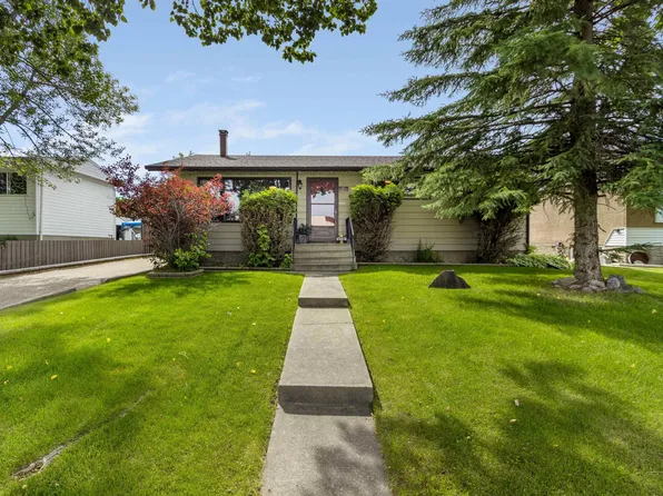 4808 43rd St, Drayton Valley, AB T7A 1G1