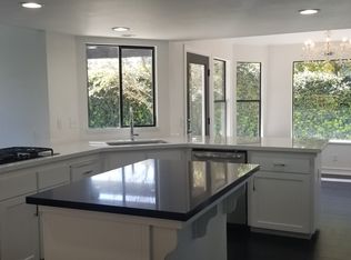 5325 W Prospect Ct, Visalia, CA 93291