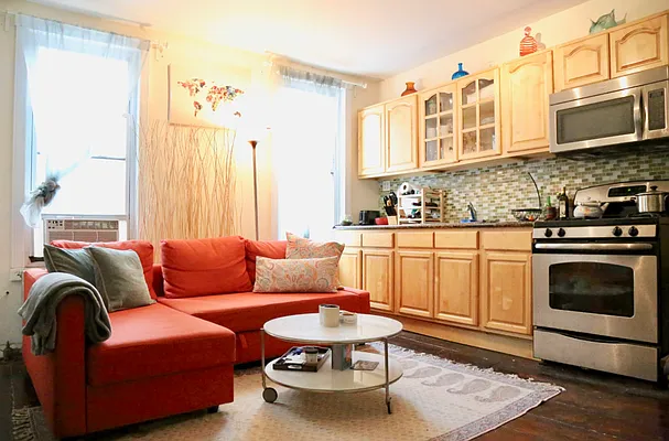 Rented by Compass | media 9