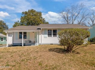 604 W Spring St, Swansboro, NC 28584