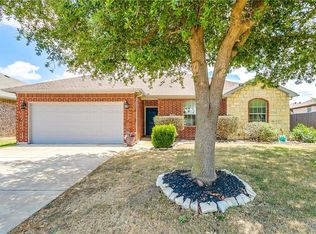 184 Hirth Dr, Crowley, TX