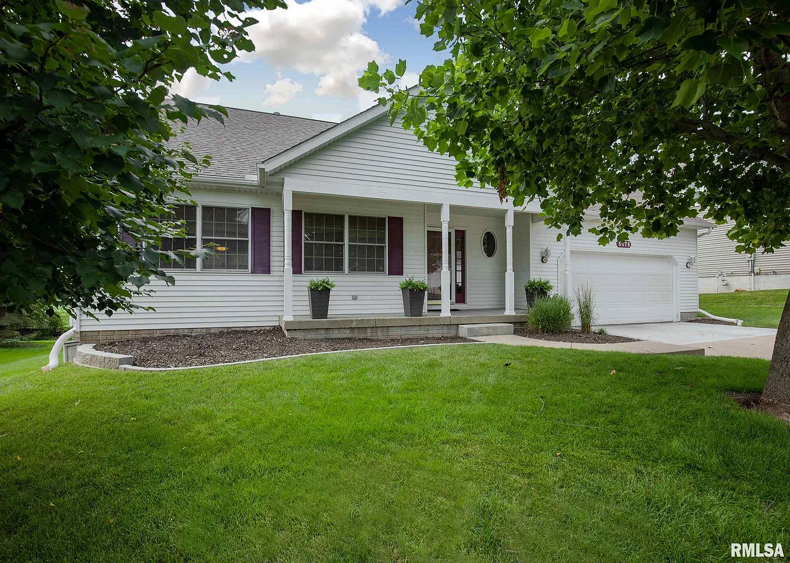 5078 Dove Ct photo 1