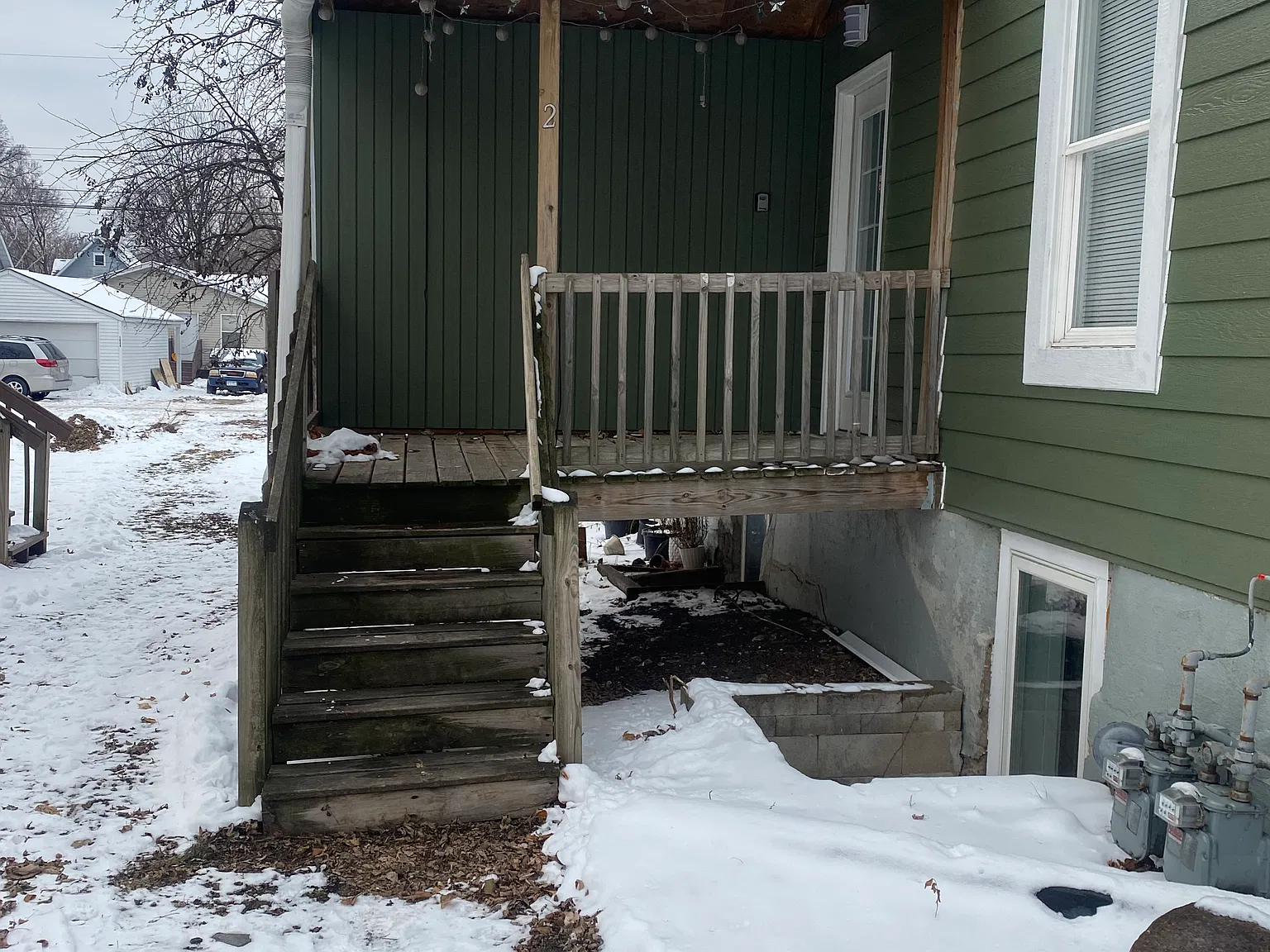 4 bed, 2000 sqft, $2,400 — Photo 2