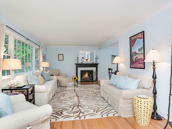 36 Sundance Dr Cos Cob CT-print-008-008-005-4200x2800-300dpi.jpg