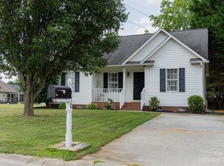 710 Golden Bell Dr, Rock Hill, SC 29732