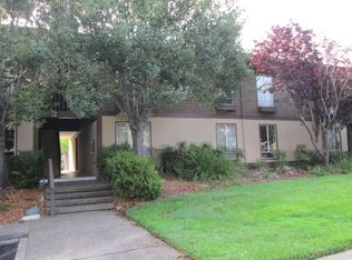 78 Surrey Ln, San Rafael, CA 94903