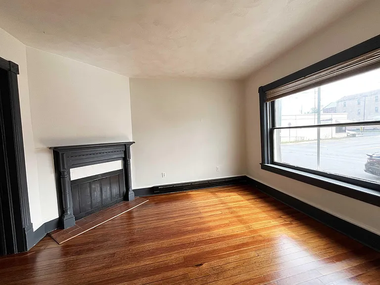 238 N Raleigh St — Photo 7
