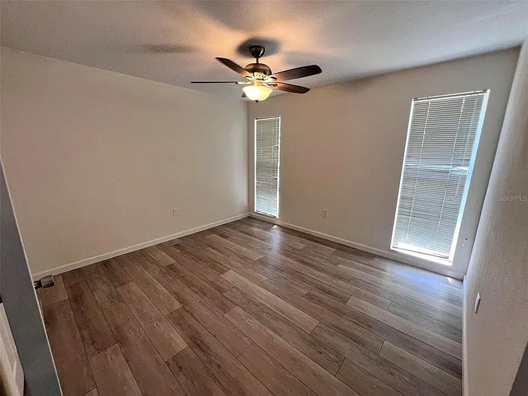 3339 Van Nuys Loop — Photo 7