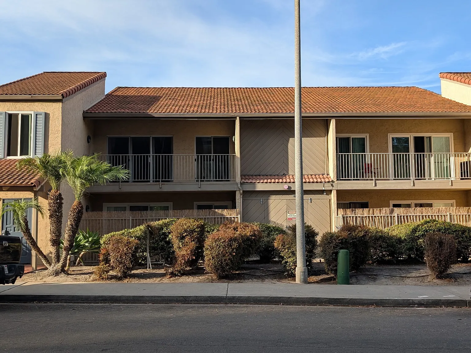 1 bed, 735 sqft, $2,350 — Photo 1