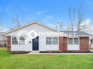 9413 Rochelle Dr, Indianapolis, IN 46235