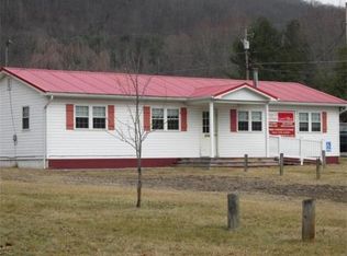 16757 Seneca Trl, Buckeye, WV 24924