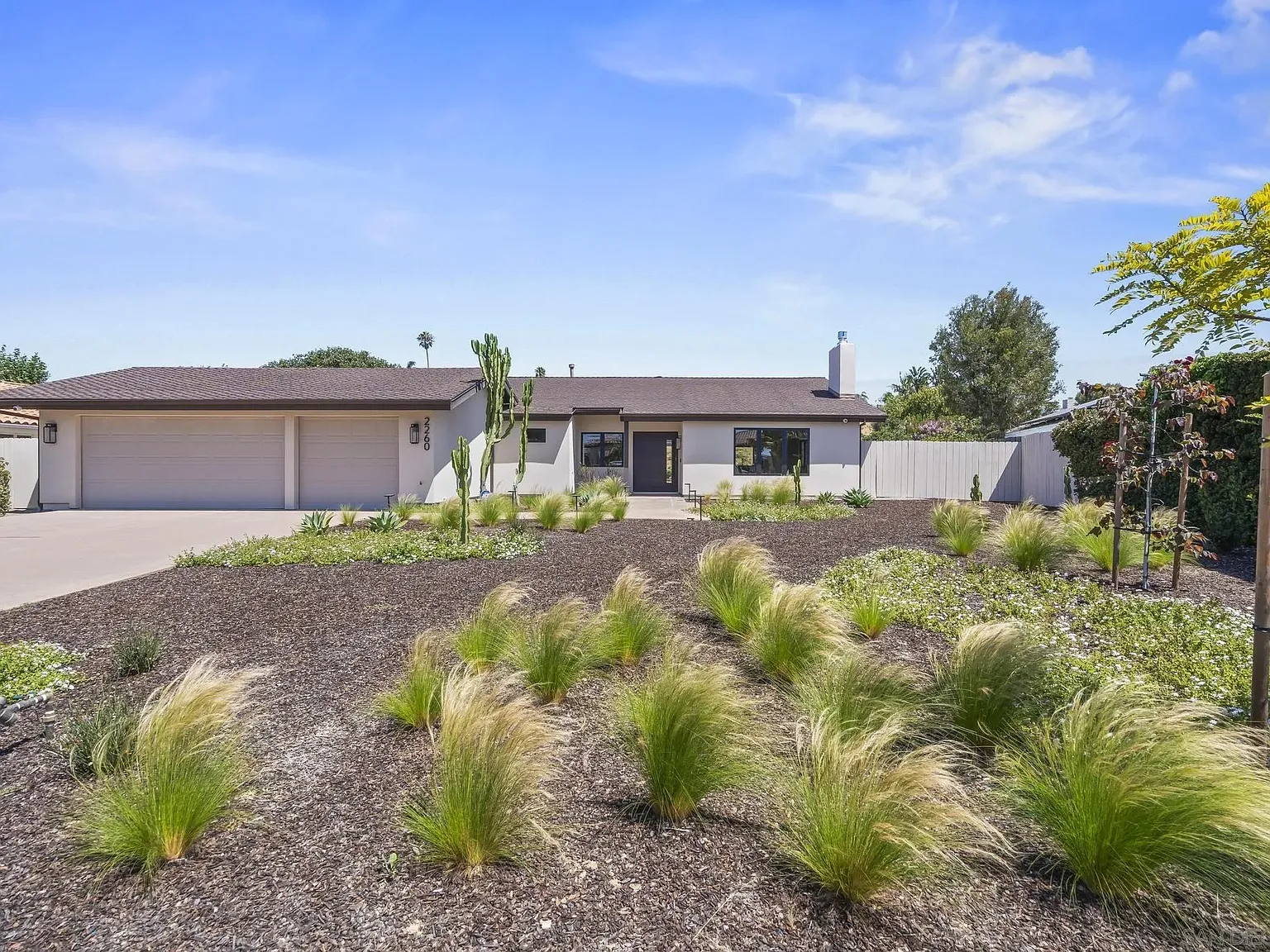 4 bed, 3.0 bath, 2115 sqft, $14,500 — Photo 1