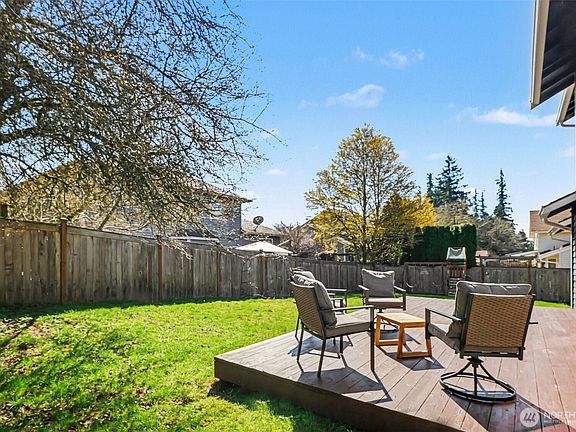 5th image of 18131 26th Drive SE