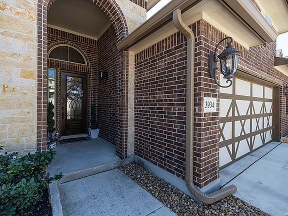 4th image of 3934 Preserve Rise