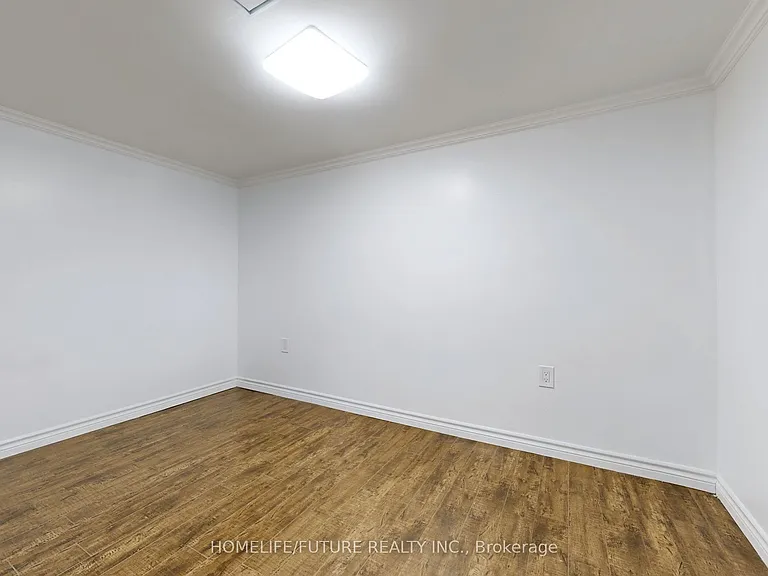 43 Densgrove Rd #BASEMENT — Photo 18
