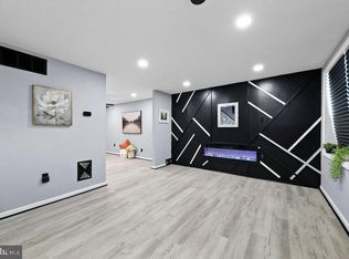 1020 Niagara Rd, Camden, NJ 08104