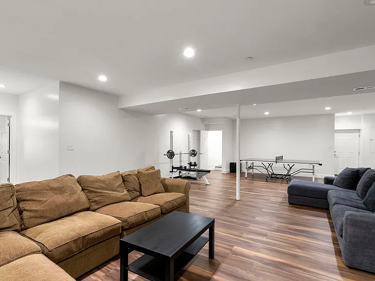 17601 Crystal Spring Ter — Photo 34