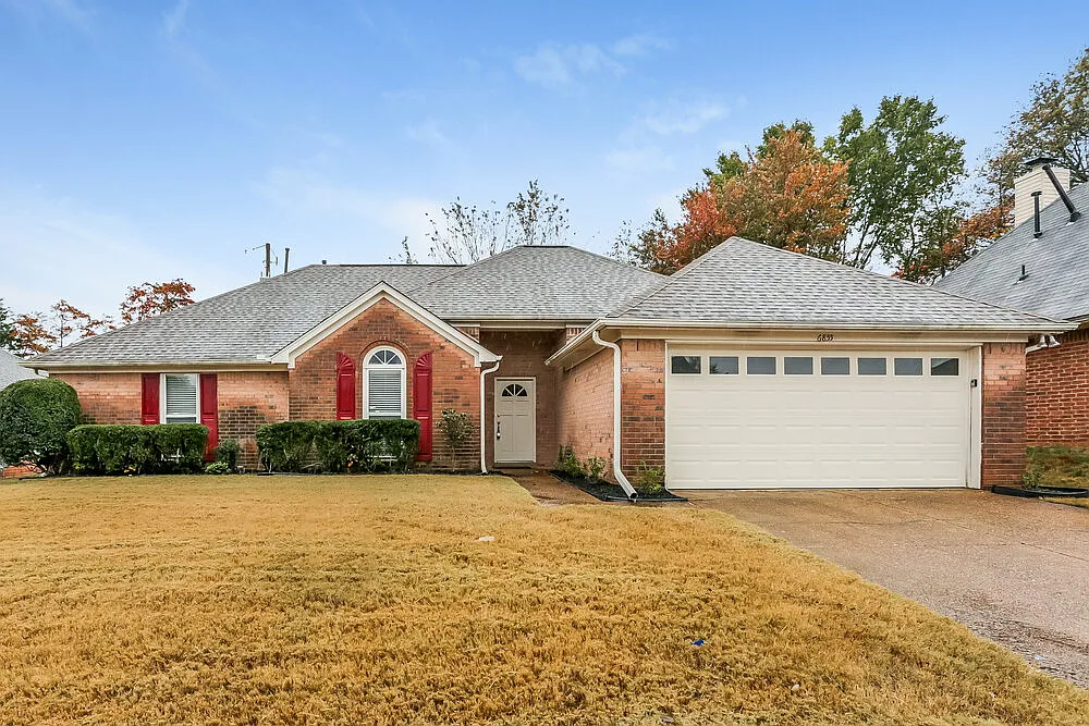3 bed, 2.0 bath, 1534 sqft, $1,770 — Photo 1