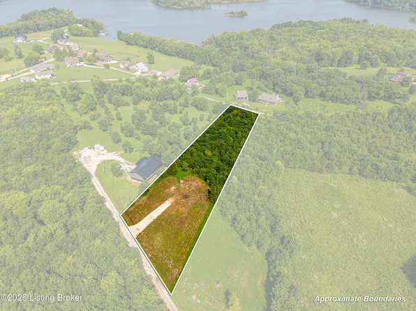 212 Kathleens Ct, Mc Daniels, KY 40152
