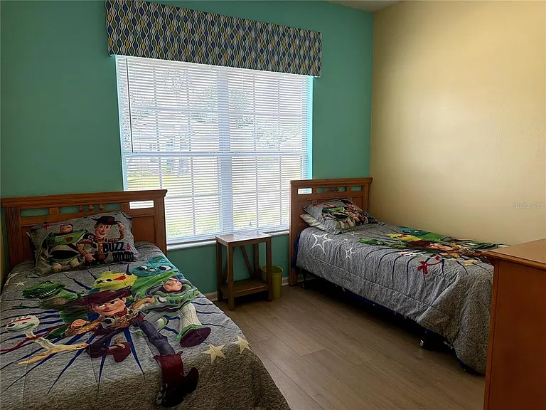 8127 Fan Palm Way — Photo 16