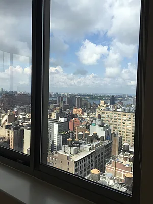 Rented by Chelsea Tower | media 12