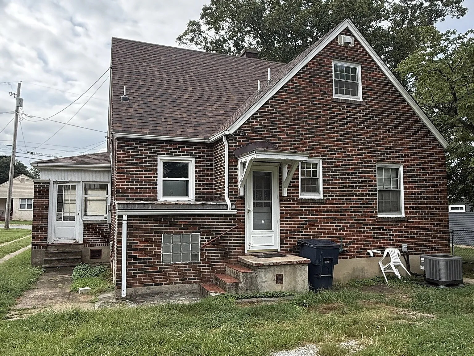 408 Liberty — Photo 2
