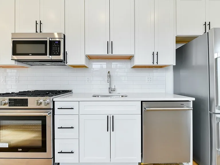 103 Old Harbor St #201 — Photo 2