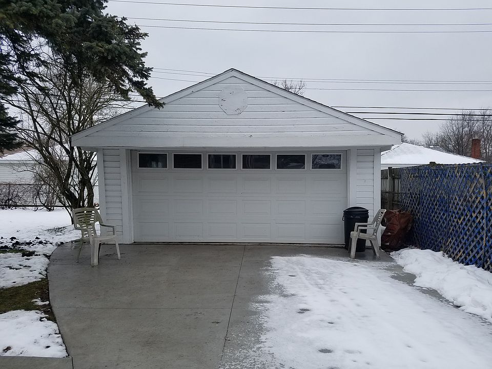 2nd image of 9061 Lathers St